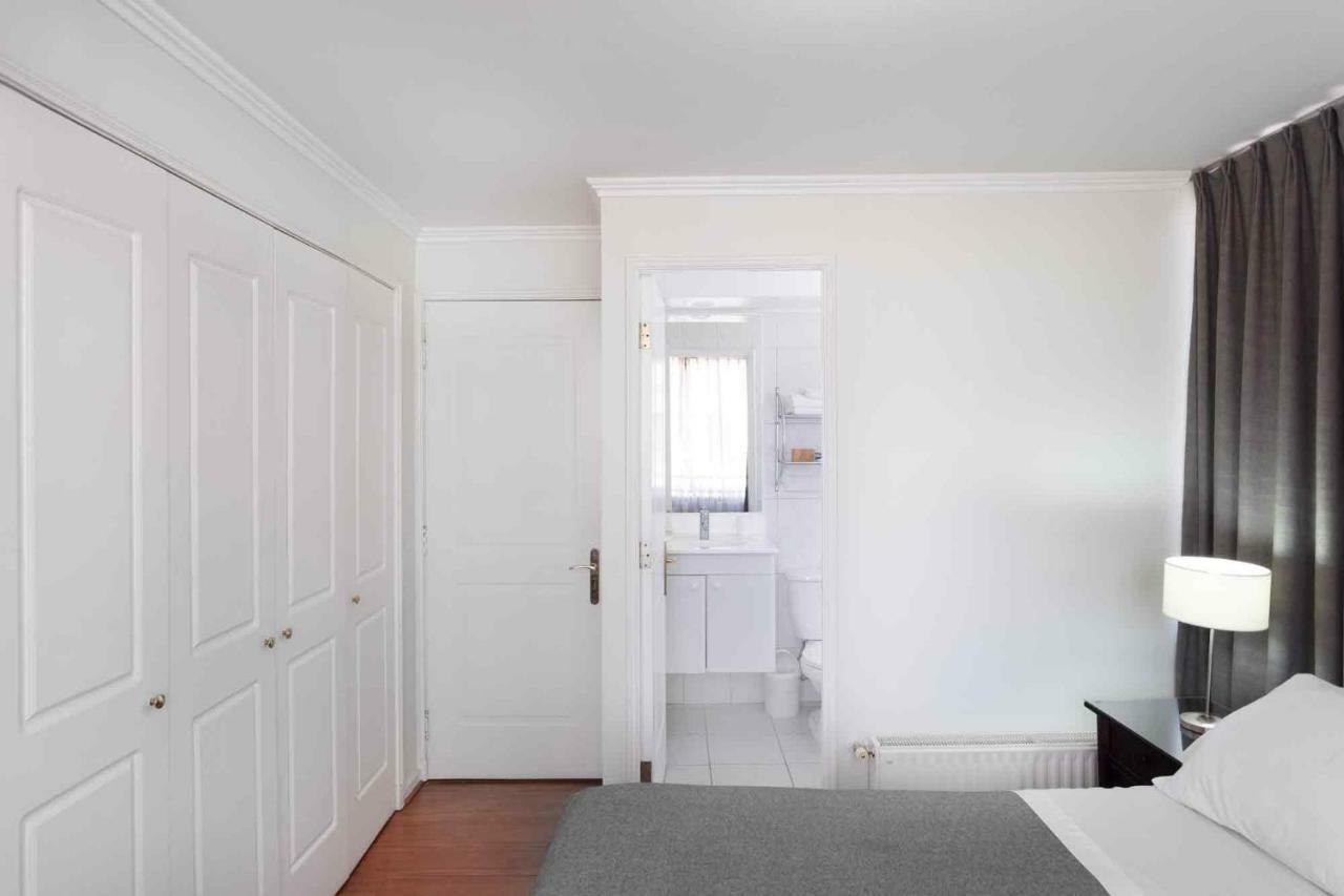 Santa Magdalena Apartments Сантяго Екстериор снимка